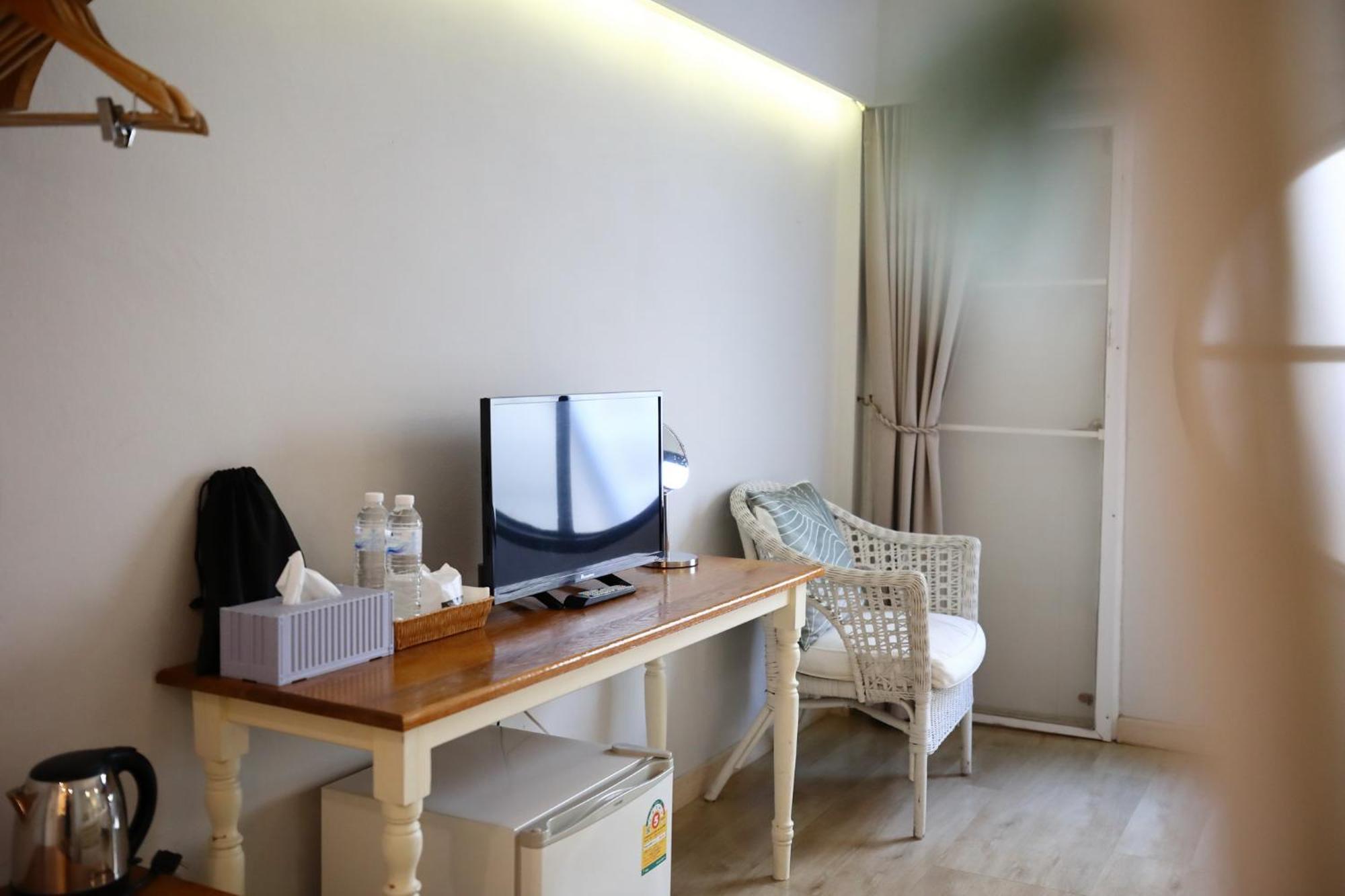 Poshtel Haven Bed & Breakfast Chiang Mai Bagian luar foto