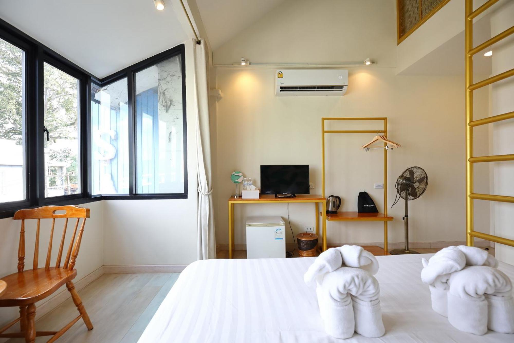 Poshtel Haven Bed & Breakfast Chiang Mai Bagian luar foto